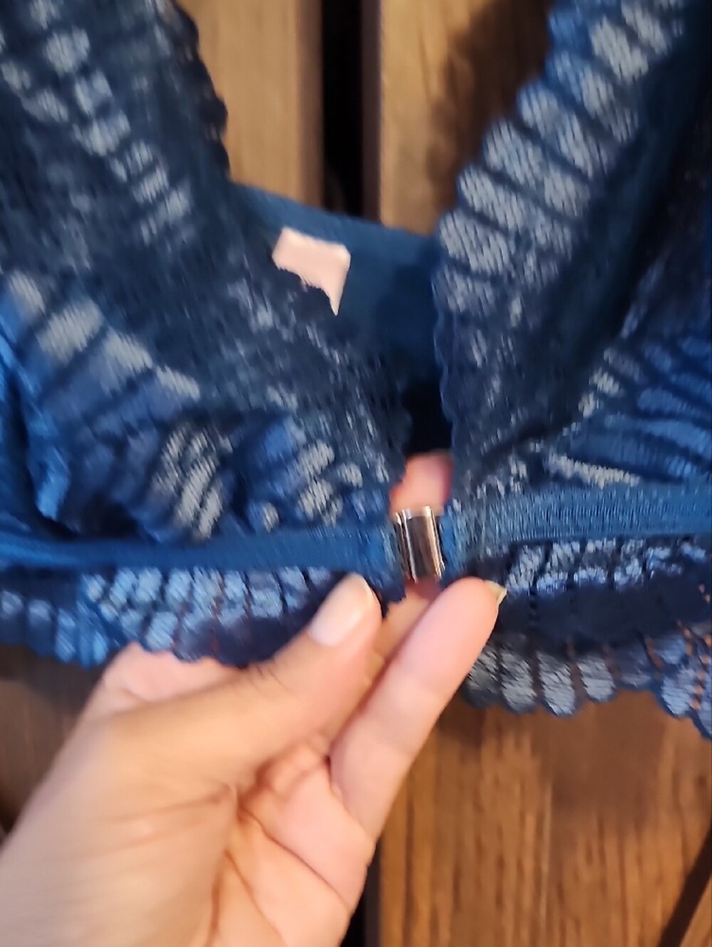 La Vie En Rose Navy Lace Front-Closure Bralette - Picture 7 of 8
